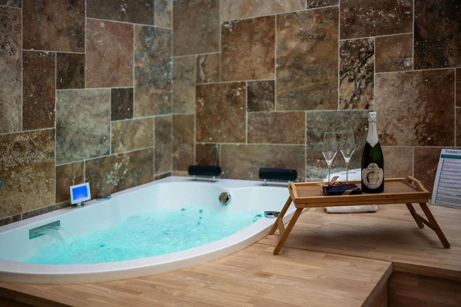 Love Room La Toscana Romans-sur-Isere 0*,